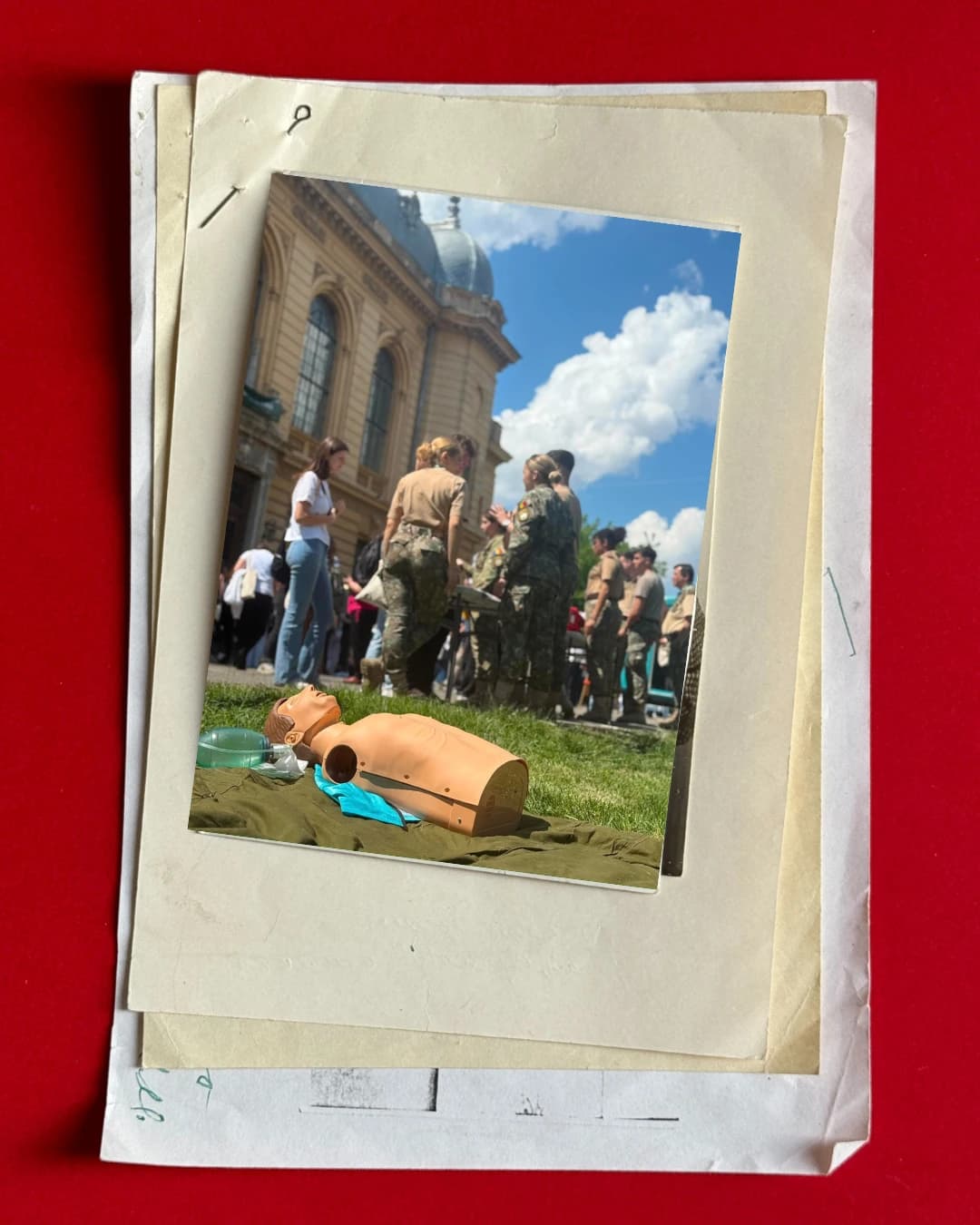 Demonstrații de prim ajutor pentru viitorii studenți